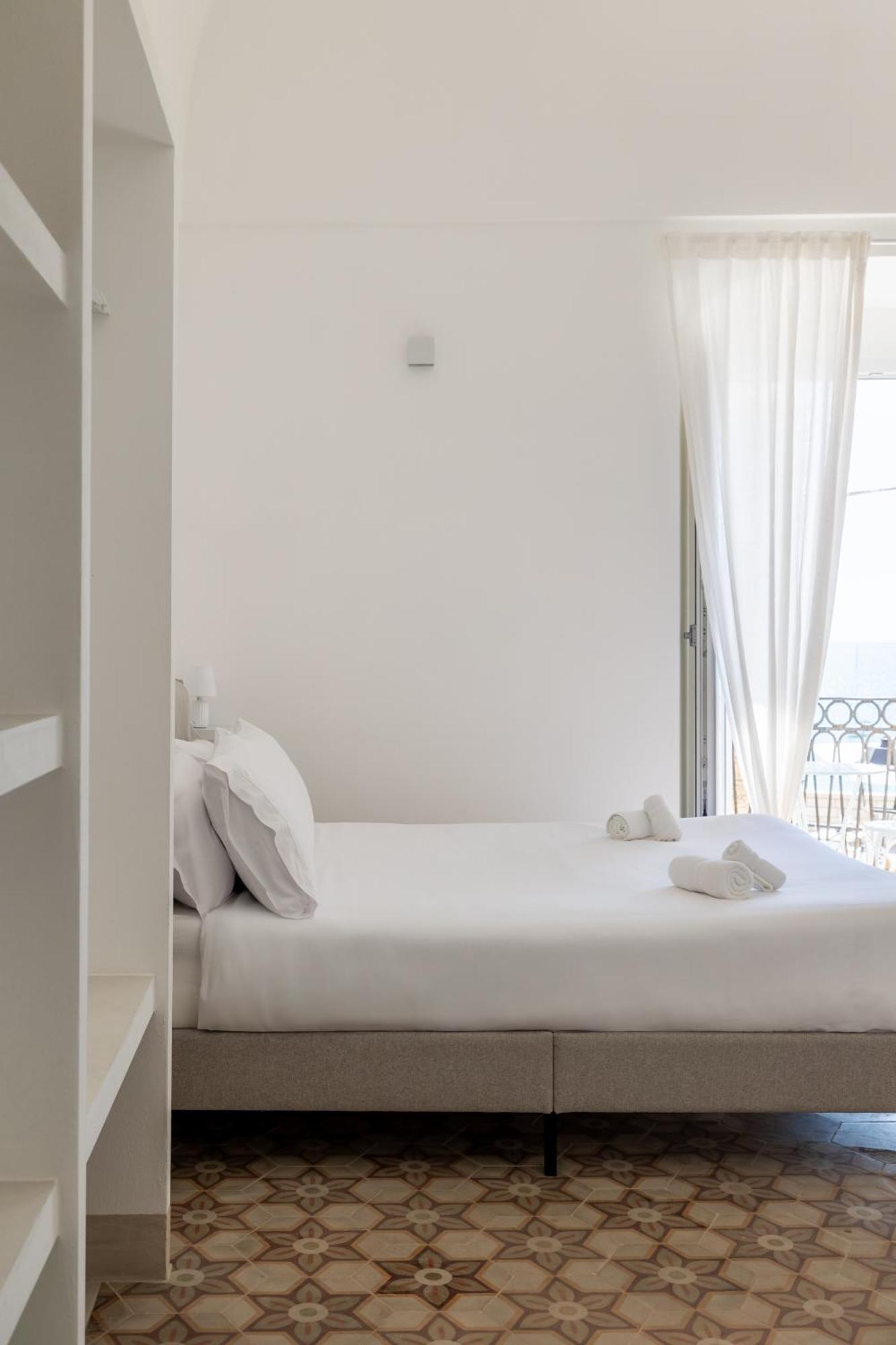 Bed and Breakfast Donna Veneranda Вьесте Экстерьер фото